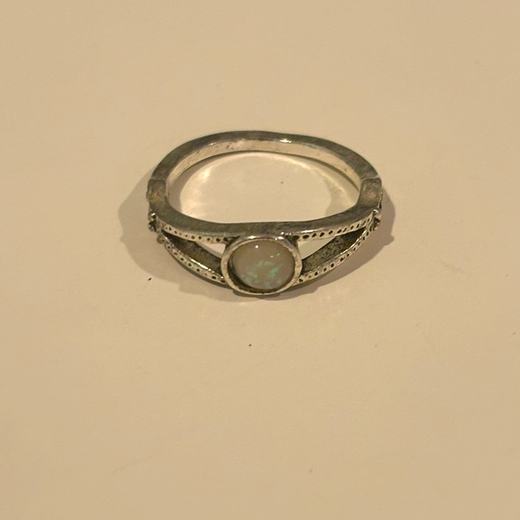 Silver Opal Ring - Picture 1 of 5
